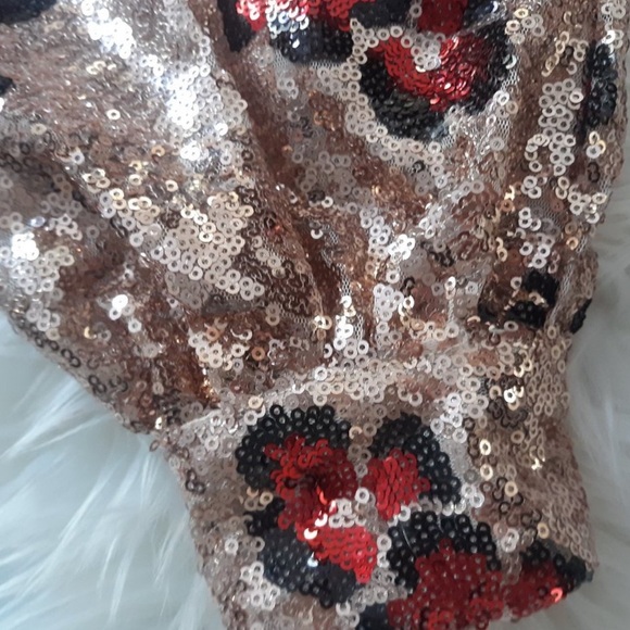 CeCe Floral Print Gold Sequin Long Sleeve Dress - Picture 8 of 9